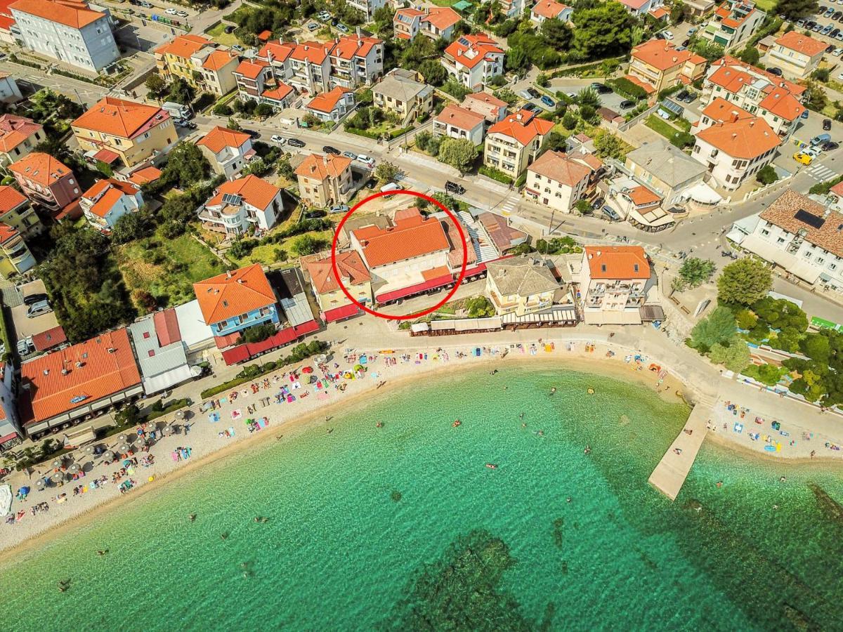 Apartment Bojan With Terrace And Sea View Baška Екстериор снимка