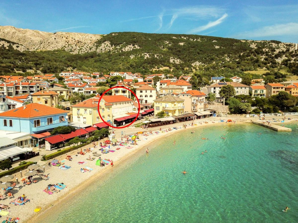 Apartment Bojan With Terrace And Sea View Baška Екстериор снимка