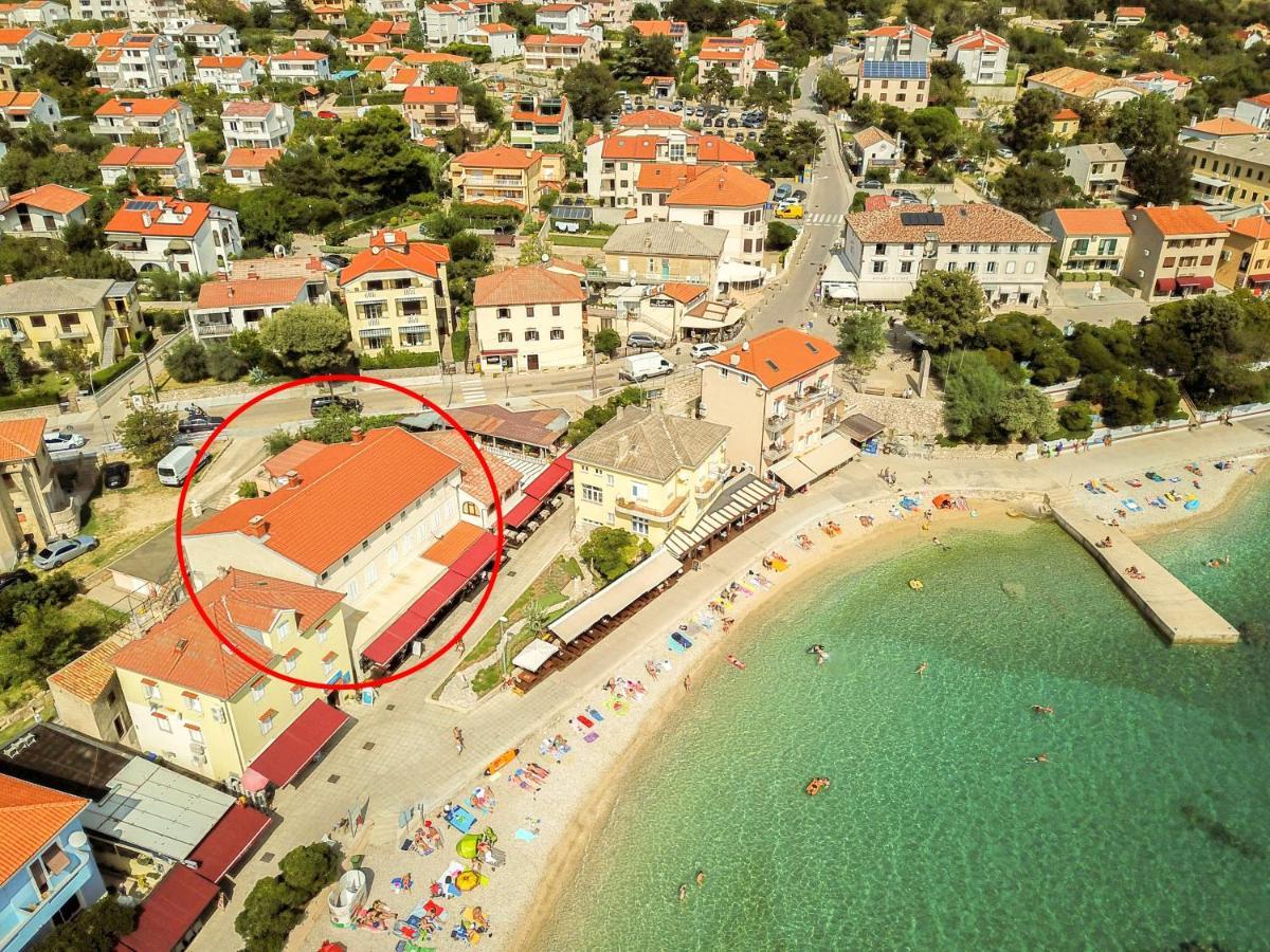 Apartment Bojan With Terrace And Sea View Baška Екстериор снимка