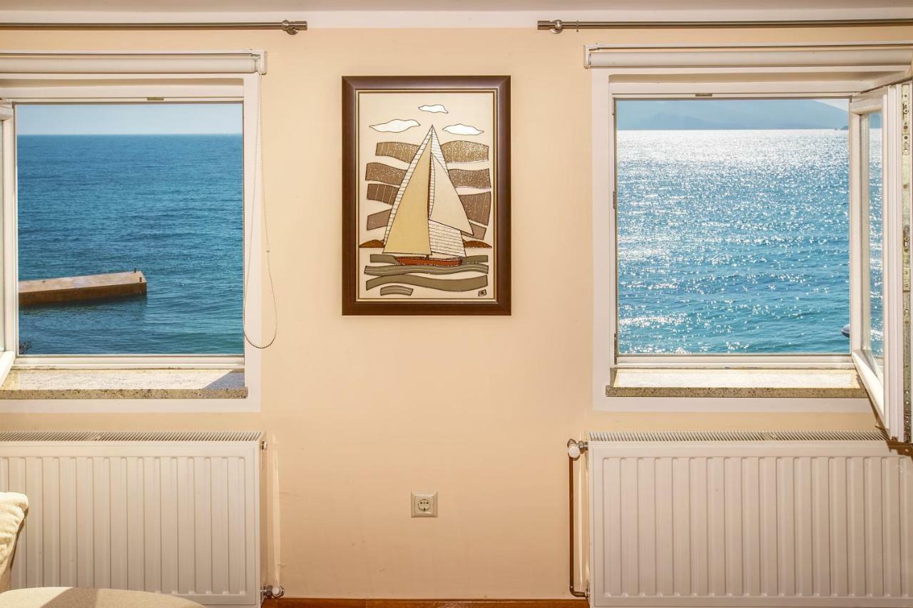 Apartment Bojan With Terrace And Sea View Baška Екстериор снимка